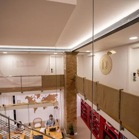 Draper Startup House For Entrepreneurs *