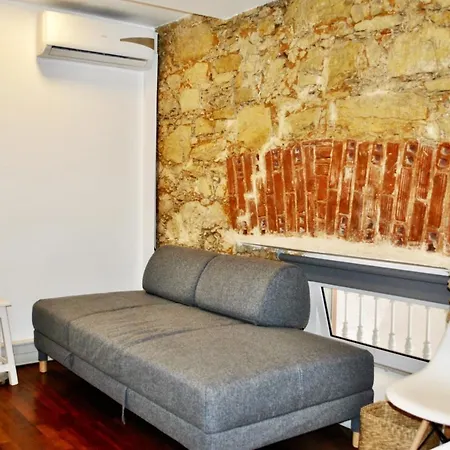 Hostel Draper Startup House For Entrepreneurs